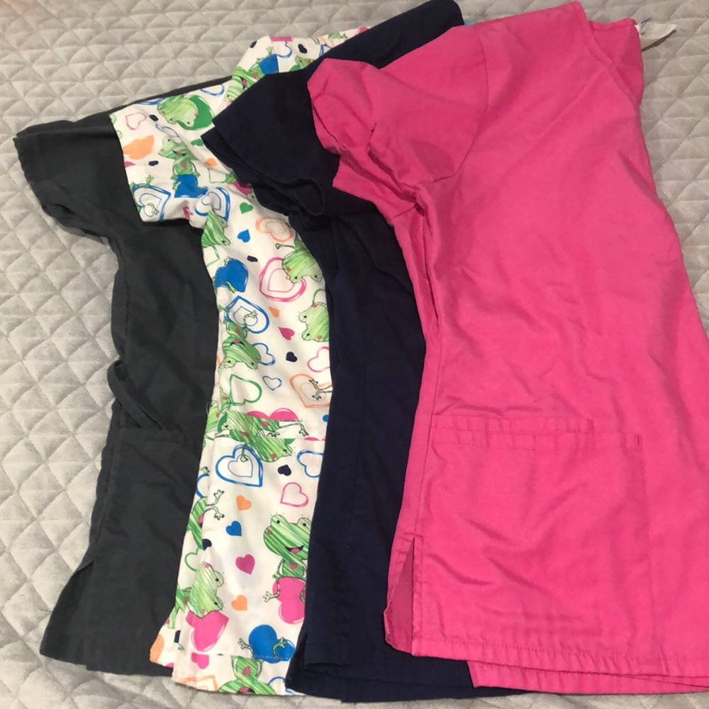 Assorted Nursing Scrubs (4)